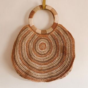 Woven shoulder bag